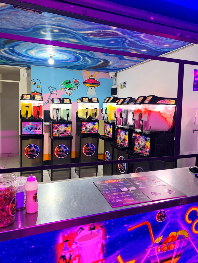 Interior de la sede Laureles Nogal en Medellín